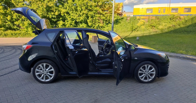 Mazda 3 cena 19900 przebieg: 184247, rok produkcji 2011 z Białystok małe 106